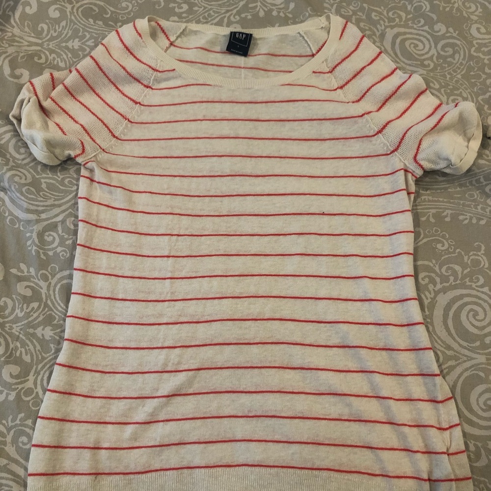 Gap White w/ pink Stripes Shirt